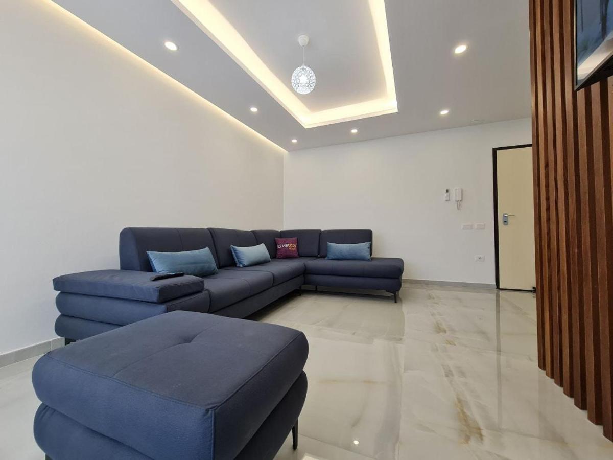 Alvi Apartment Golem  Exterior photo